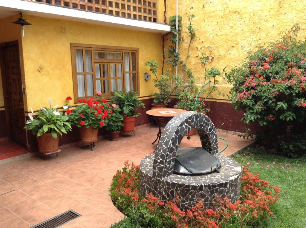 Posada De La Salud Patzcuaro Bagian luar foto