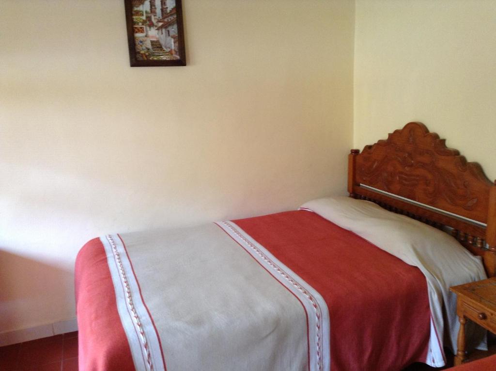 Posada De La Salud Patzcuaro Bagian luar foto