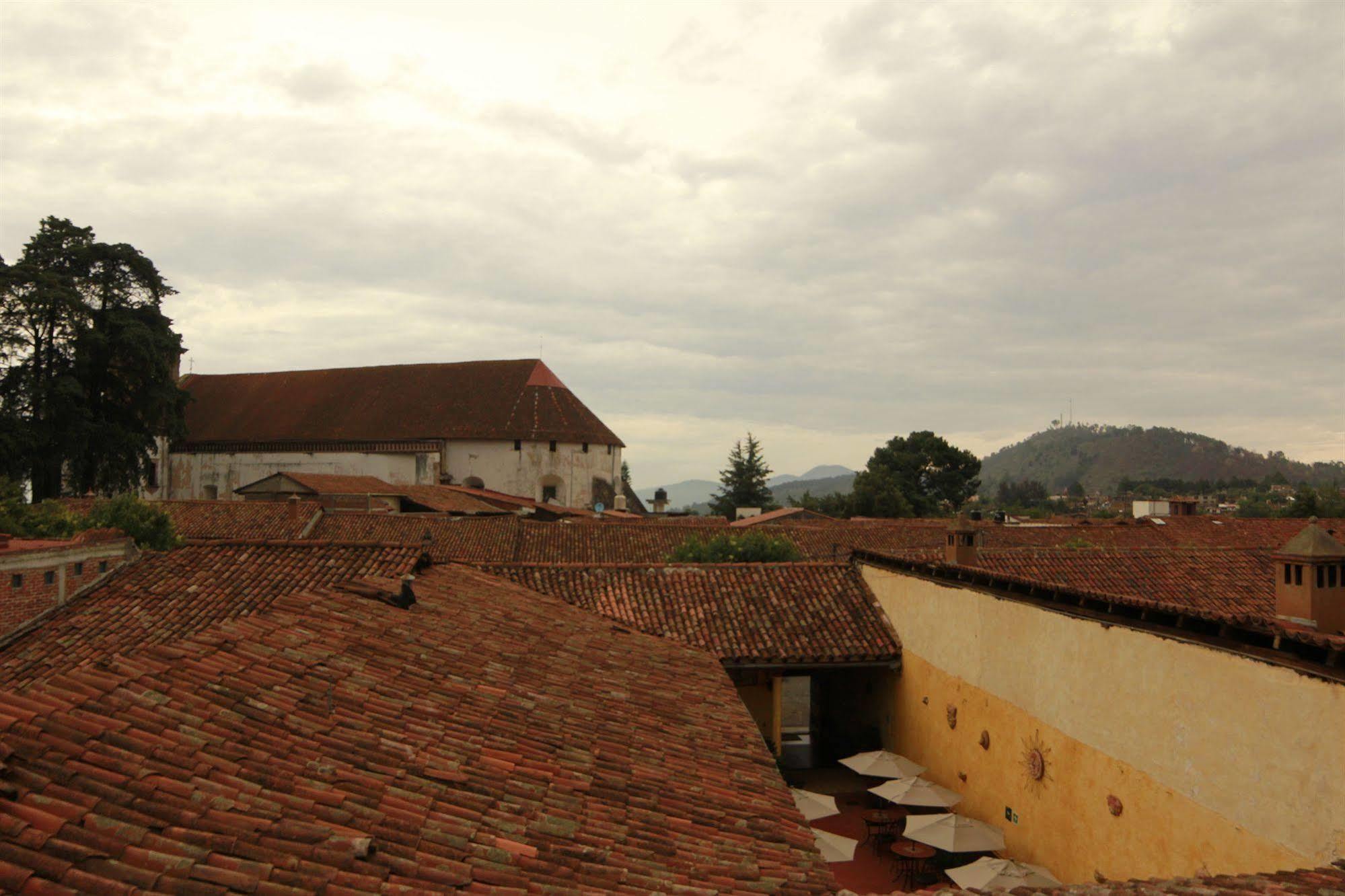 Posada De La Salud Patzcuaro Bagian luar foto